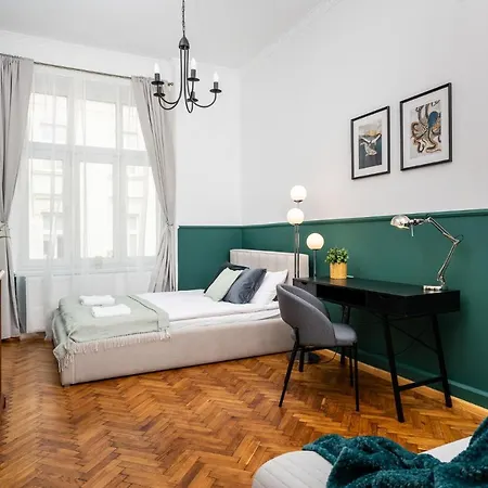 公寓 Classy Old Town - By Upstairs